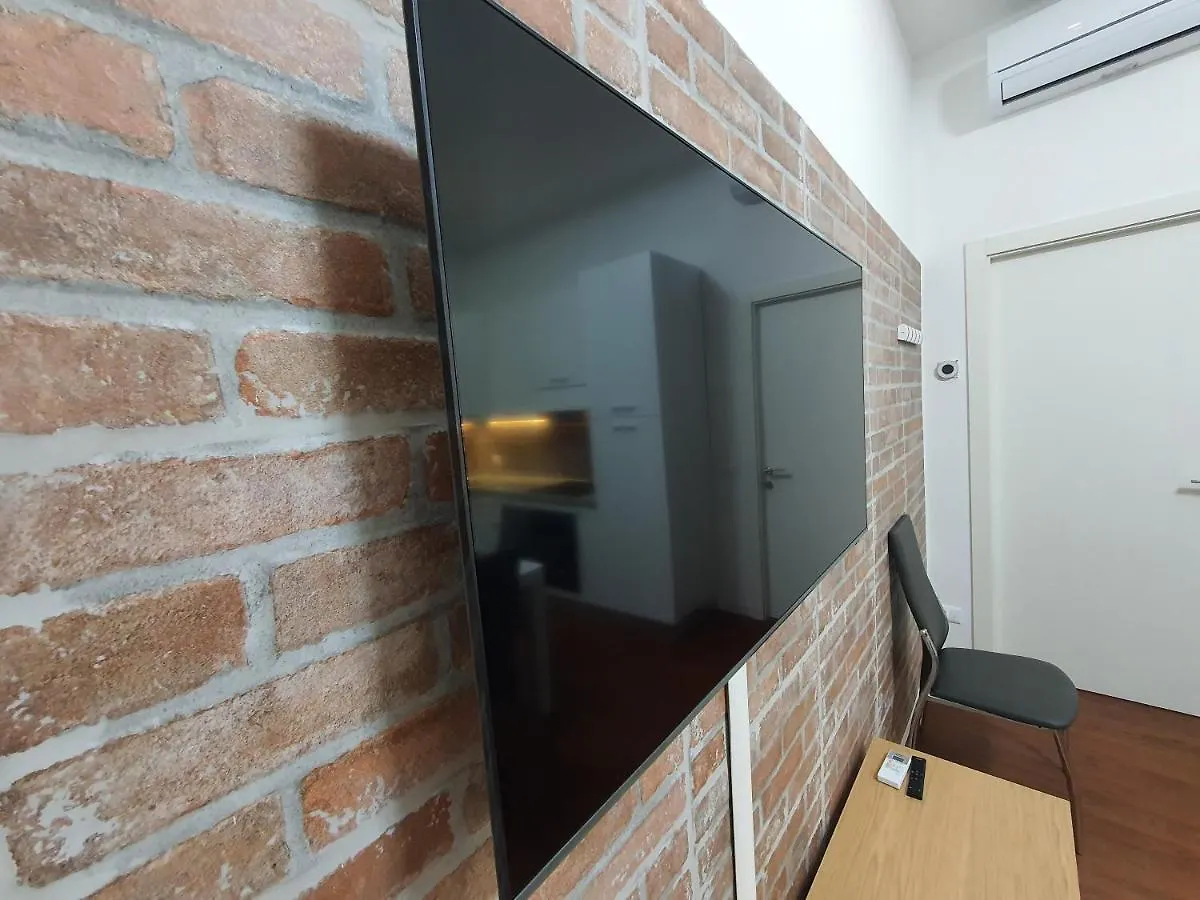 Mi Apartment Niguarda Milan 0*,  Italy